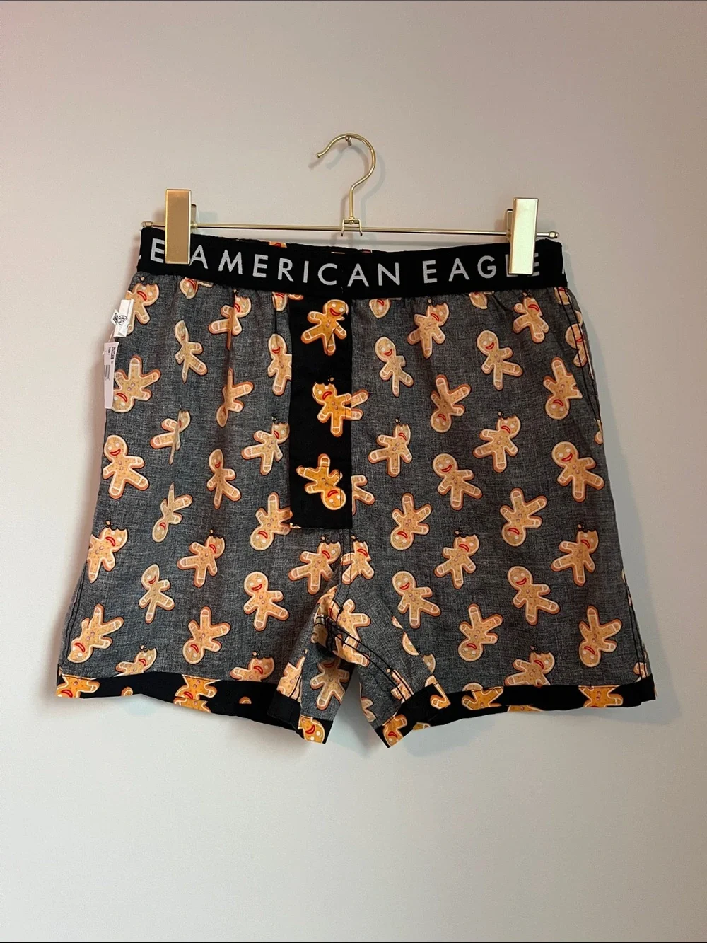 American Eagle Outfitters | Black Shorts with Gingerbread NWT Print Sz S (29-31)